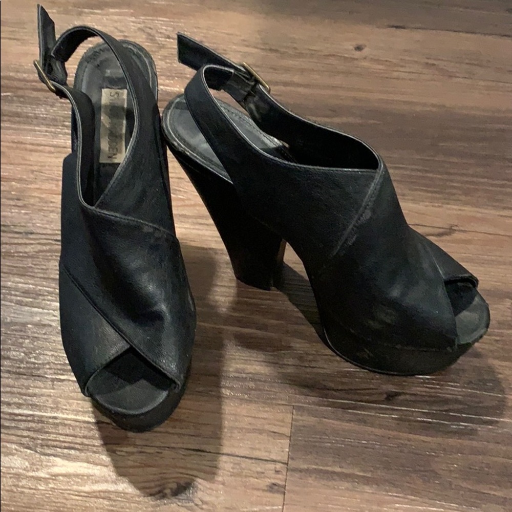 Steve Madden Galleria Platform